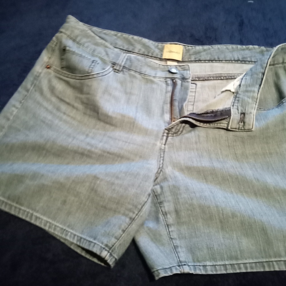 G H BASS MED BLUE JEAN SHORT  SIZE 12. DISTRESSED